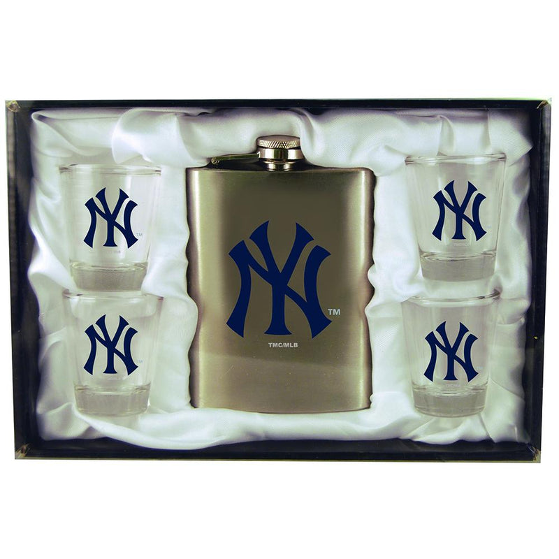 8oz Stainless Steel Flask w/4 Cups | New York Yankees
CurrentProduct, Drinkware_category_All, Home&Office_category_All, MLB, New York Yankees, NYYHome&Office_category_Gift-Sets
The Memory Company
