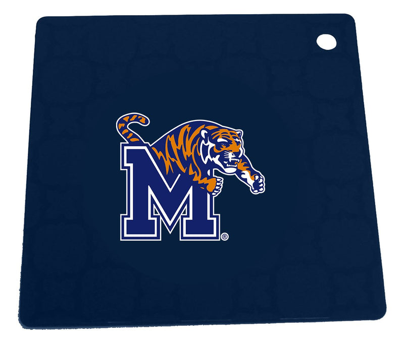 Art Glass Ornament - University of Memphis
COL, CurrentProduct, Holiday_category_All, Holiday_category_Ornaments, MEM, Memphis Tigers
The Memory Company