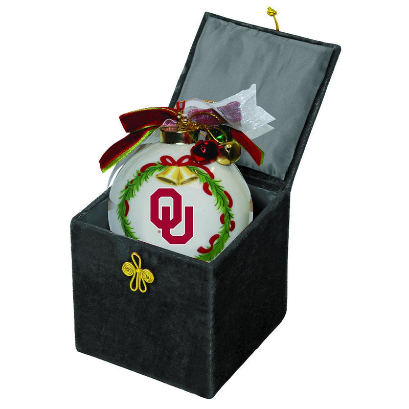 Ceramic Ball Ornament w/Box | Oklahoma
COL, CurrentProduct, Holiday_category_All, Holiday_category_Ornaments, OK, Oklahoma Sooners
The Memory Company