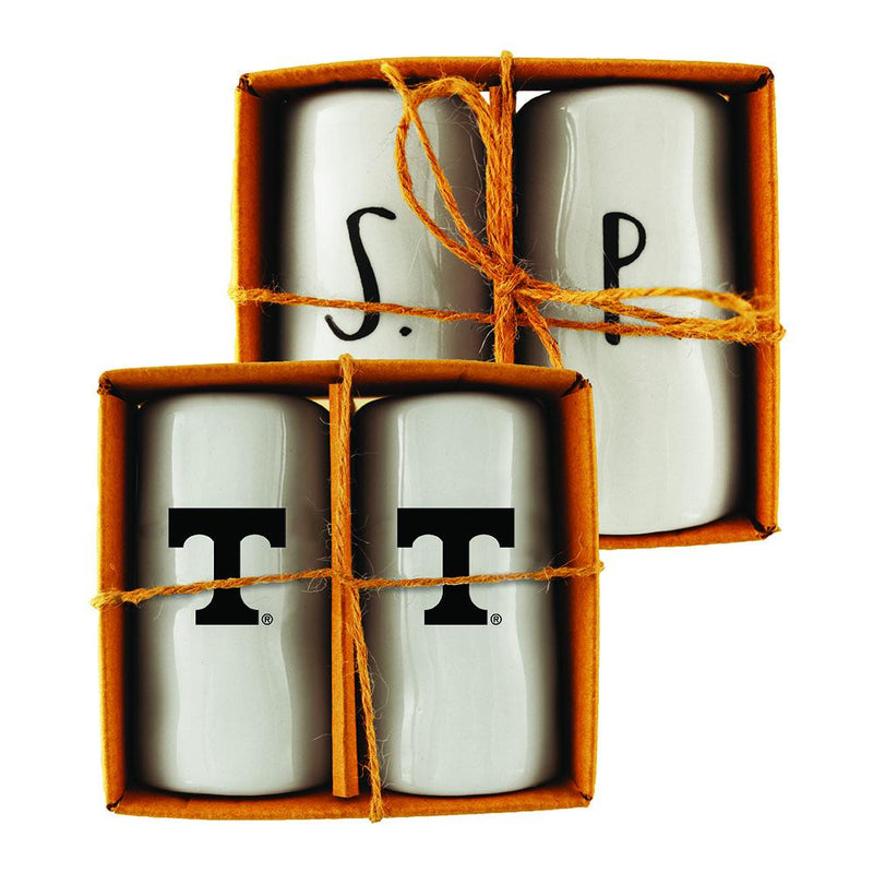 Artisan Salt and Pepper Shaker | Tennessee Volunteers
COL, CurrentProduct, Home&Office_category_All, Home&Office_category_Kitchen, Tennessee Vols, TN
The Memory Company