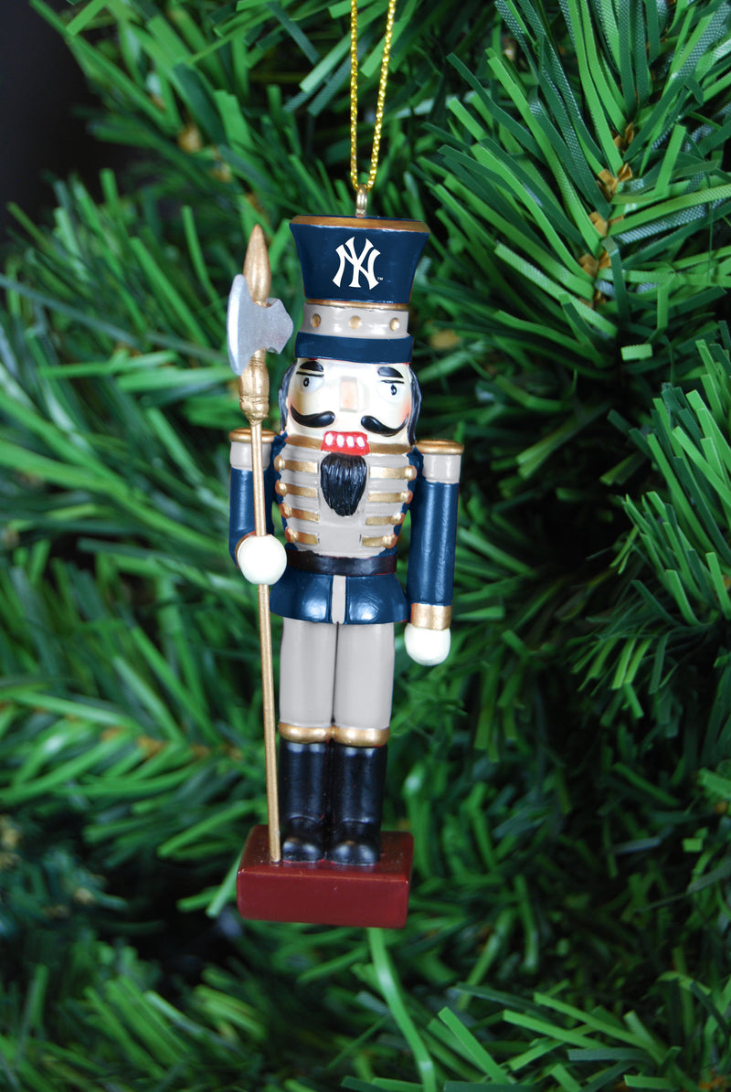 2013 Nutcracker Ornament | New York Yankees
Holiday_category_All, MLB, New York Yankees, NYY, OldProduct
The Memory Company
