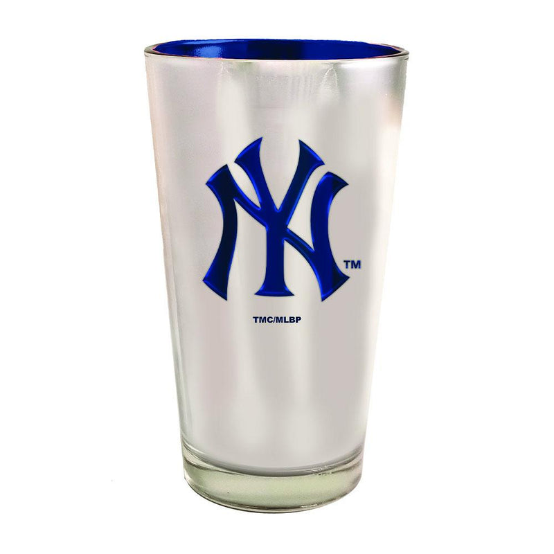 16oz Electroplated Pint Yankees
CurrentProduct, Drinkware_category_All, MLB, New York Yankees, NYY
The Memory Company