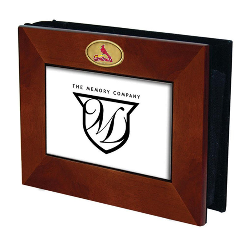 Photo Album | St. Louis Cardinals
MLB, OldProduct, SLC, St Louis Cardinals
The Memory Company
