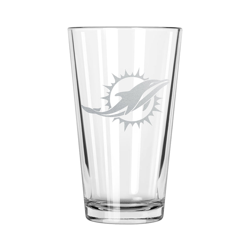 17oz Etched Pint Glass | Miami Dolphins
CurrentProduct, Drinkware_category_All, MIA, Miami Dolphins, NFL
The Memory Company