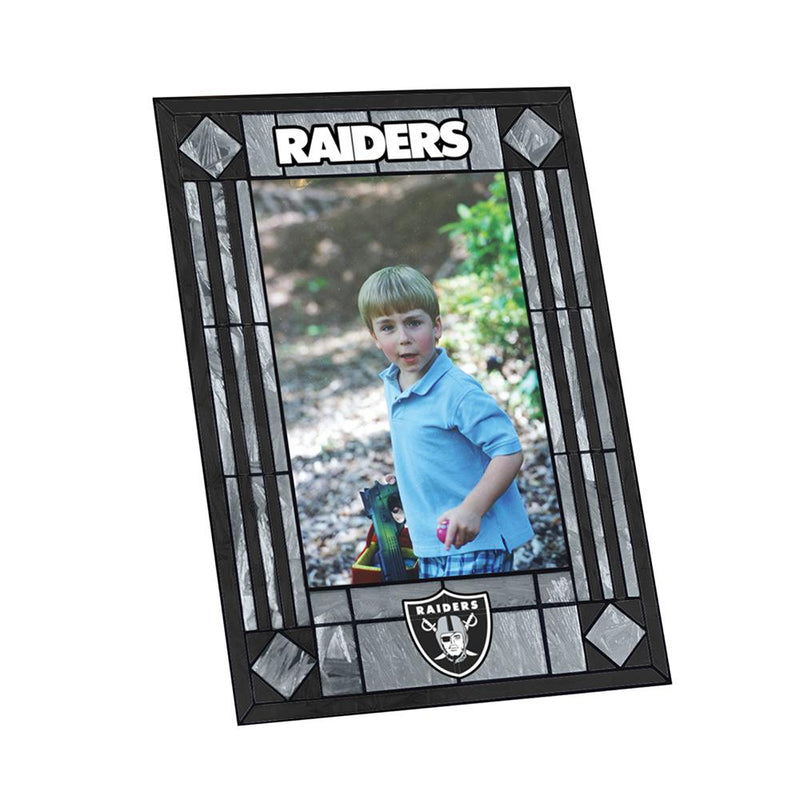 Art Glass Frame | Raiders
CurrentProduct, Home&Office_category_All, NFL, ORA
The Memory Company