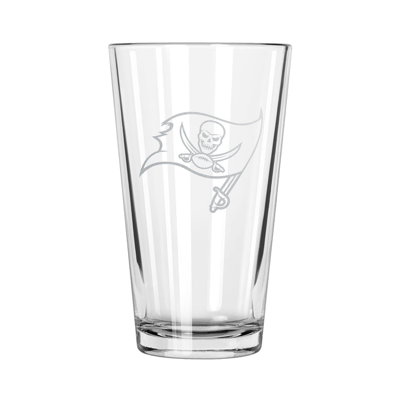 17oz Etched Pint Glass | Tampa Bay Buccaneers
CurrentProduct, Drinkware_category_All, NFL, Tampa Bay Buccaneers, TBB
The Memory Company